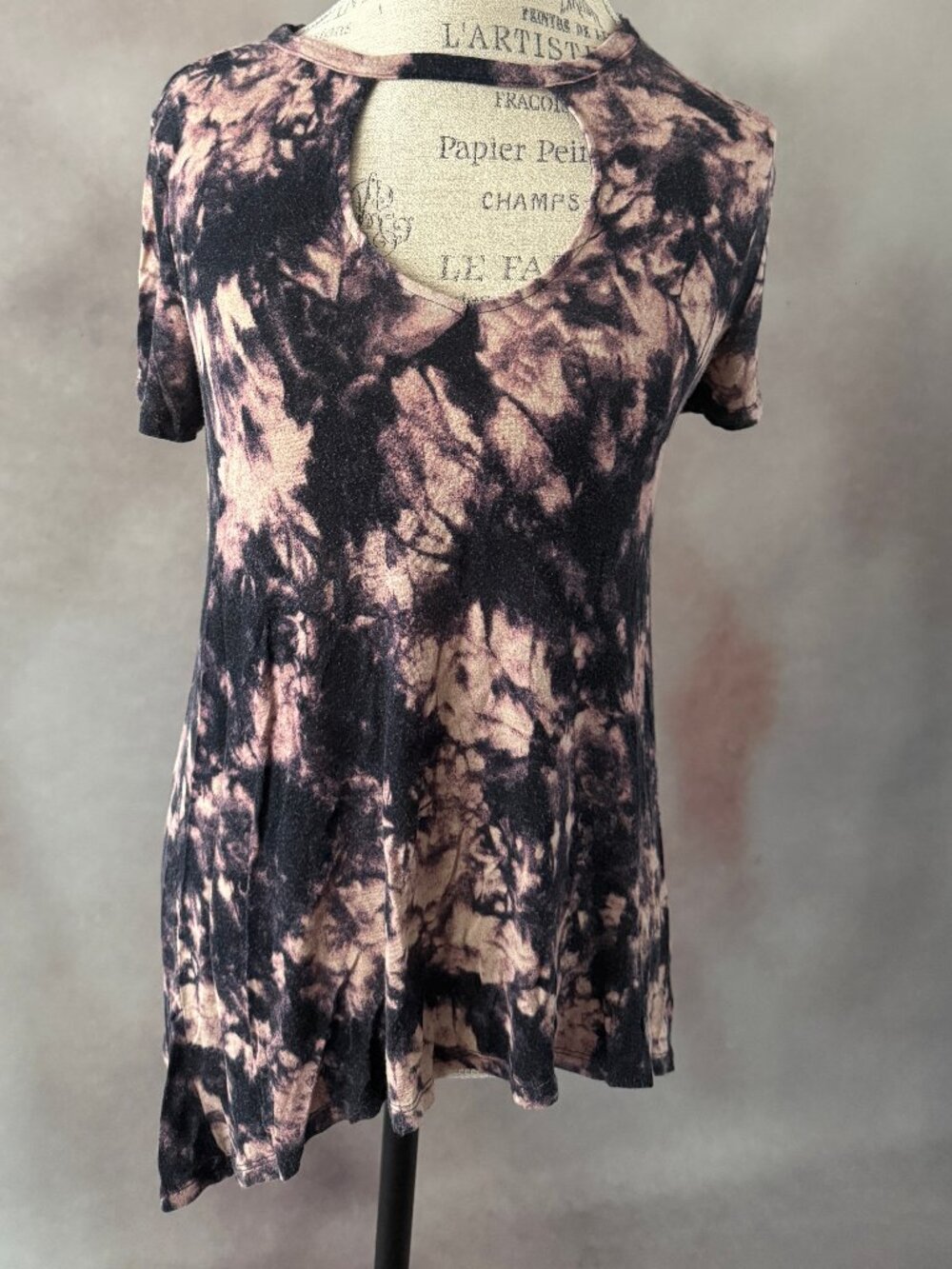 Asymmetrical short sleeve top